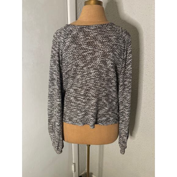 SHEIN Black,/White Puff Sleeve Crew Neck Sweater M Cozy Comfy Winter Fall Twee - Picture 3 of 10